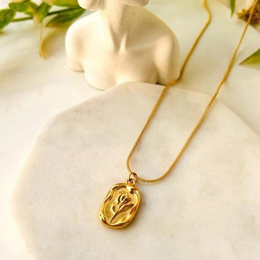 Gold Plated Anti Tarnish Rose Themed Pendant Necklace