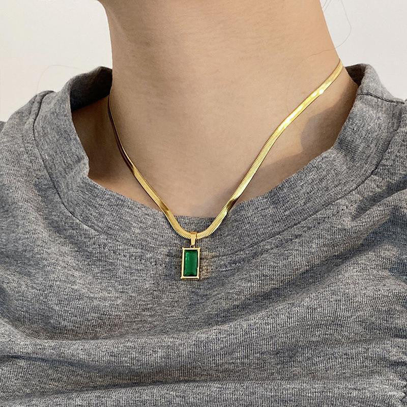 Gold-Plated Anti Tarnish Green Geometric Pendant |BittoBling| Modern Design | Birthday Gift Valentine| Aesthetic Jewelry | Accessories Chain - Bitto Bling 