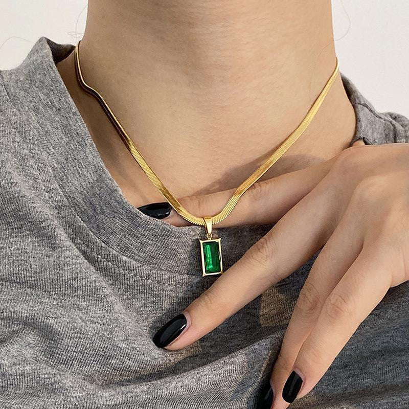 Gold-Plated Anti Tarnish Green Geometric Pendant |BittoBling| Modern Design | Birthday Gift Valentine| Aesthetic Jewelry | Accessories Chain - Bitto Bling 