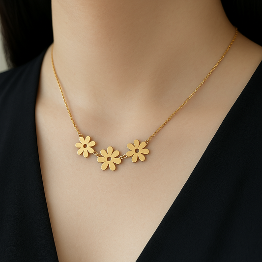 Flower Shape Chain Pendant - Bitto Bling 